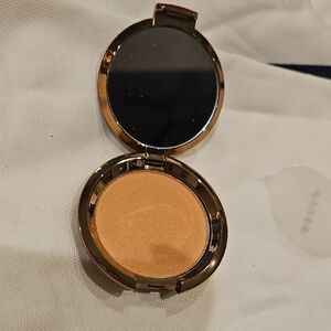 BECCA Lightchaser Highlighter=champagne Dream Flash Belini